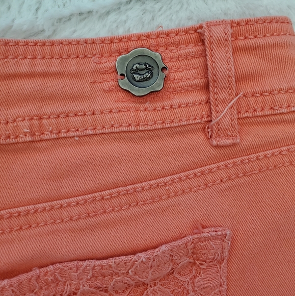 🌵1st KISS Peach colored Denim Shorts Sz. 9 - Picture 3 of 5